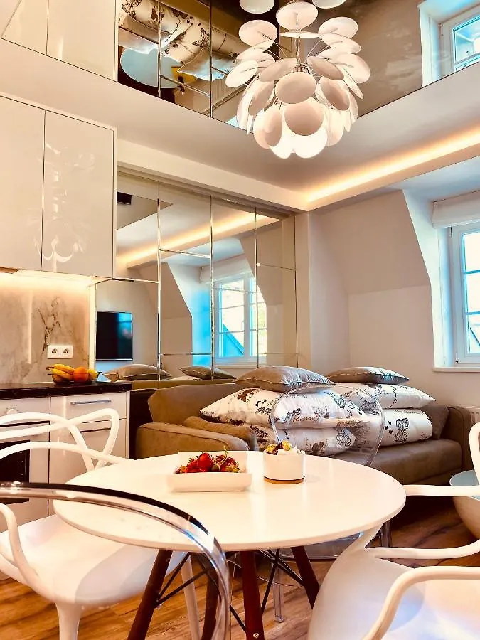 Dream Apartments סופוט